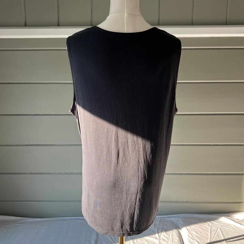 Loft Women's Black and Grey Blouse - Picture 2 of 6